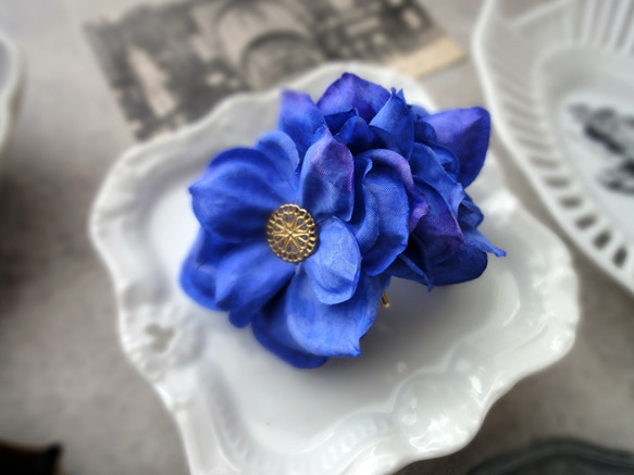 花びらのポニーフック ■ ライラックのふんわりシルエット ■ ブルーパープル 3枚目の画像