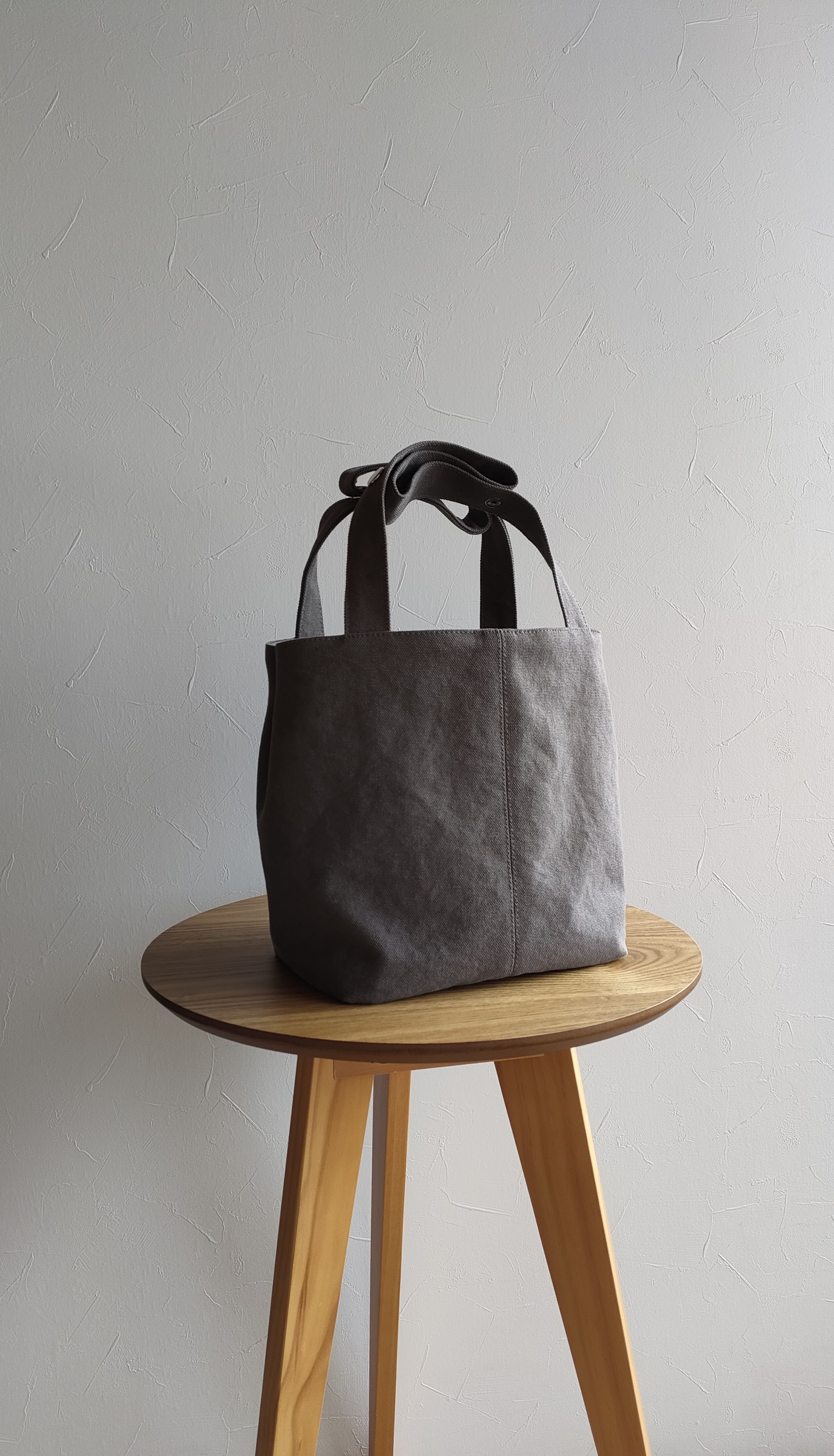 ドット○タックトートバッグ gray トートバッグ andew 通販