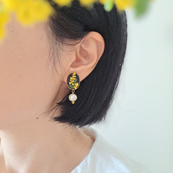 【ハンドメイドイヤリング】ミモザ　新品 ミモザ - イヤリング・ノンホールピアスの人気通販 | minne 国内