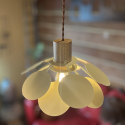 はなびら二重ペンダント照明 2枚目の画像