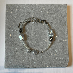 silver flower pearl bracelet 2枚目の画像