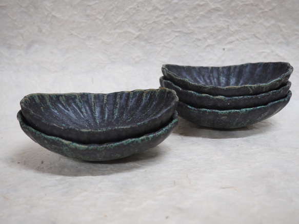 『青銅釉菊花楕円皿』菓子器盛鉢サラダボウル和食器クラフト 5枚目の画像