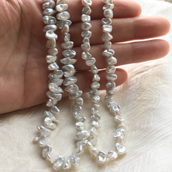 完売です　#393 keshi 湖水真珠　【6個】メタリック白ケシ　6.7×4ミリ　天然色メタリック白　高品質淡水真珠 14枚目の画像