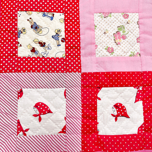 パッチワークキルトのクッションカバー 45cm角サイズ クッション