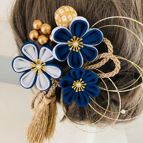 つまみ細工 ヘア飾り【青小花セット】卒業式 卒業式髪飾り 袴 水 つまみ細工 ヘア飾り【青小花セット】卒業式 卒業式髪飾り 袴 水