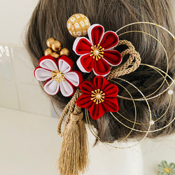 つまみ細工　髪飾り【深紅小花セット】卒業式　卒業式髪飾り　袴　水引き　成人式用髪飾り　和装　結婚式　ヘアアクセ　色打掛 4枚目の画像