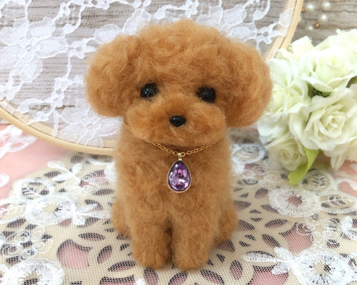 羊毛フェルト トイプードル（少し小さめ10㎝。） 羊毛フェルト
