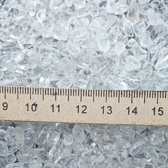 水晶 さざれ 小サイズ 200グラム サイズ 約 5～10mm ヒマラヤ産 2枚目の画像