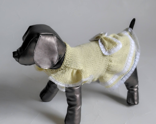犬服　ハンドメイド　手編みフリフリワンピース♡ 6498ef7514b8b7dde6677e291d2601
