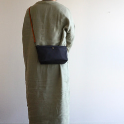 おすすめ★浜松帆布サコッシュ程よいサイズマチ6cmサコッシュ黒 2枚目の画像