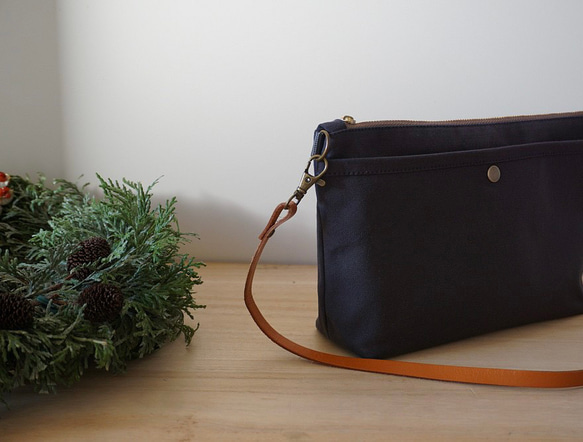 おすすめ★浜松帆布サコッシュ程よいサイズマチ6cmサコッシュ黒 7枚目の画像