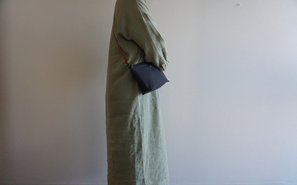 おすすめ★浜松帆布サコッシュ程よいサイズマチ6cmサコッシュ黒 8枚目の画像