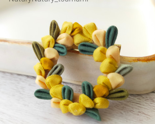 ミモザ⭐️ブローチ 543d2ea1fb2b41546f781aeec53939