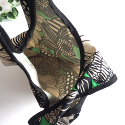 Retro Modern Floral Eco Bag (黑色×綠色) S, M, L 第3張的照片