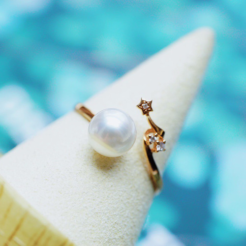 オレフィーチェ＊K18「アコヤパール ティノ」リング K18/Pt「アコヤパール ティノ」リング ー イエローゴールド