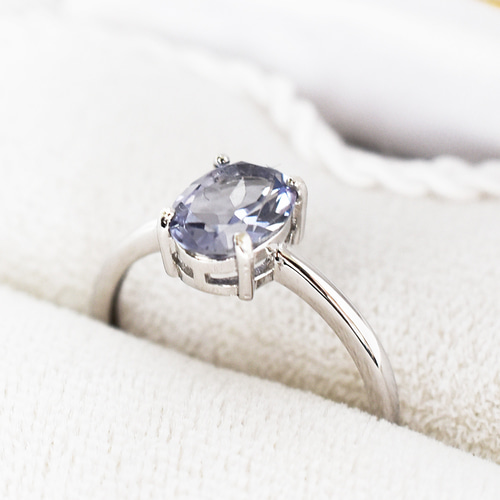 アイオライト、指輪、リング：美しい天然石：青紫色：シルバー925