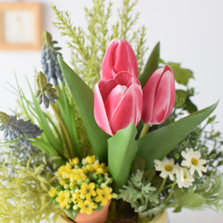 室内で楽しめる春の花壇♪チューリップとムスカリのガーデンアレンジ【退職祝い  母の日  新築祝い】Creema限定 3枚目の画像