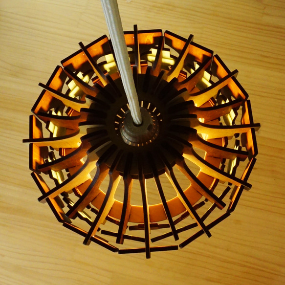 「メルティ(チョコミント）」木製ペンダントライト 照明　おしゃれ　かわいい　北欧 6枚目の画像