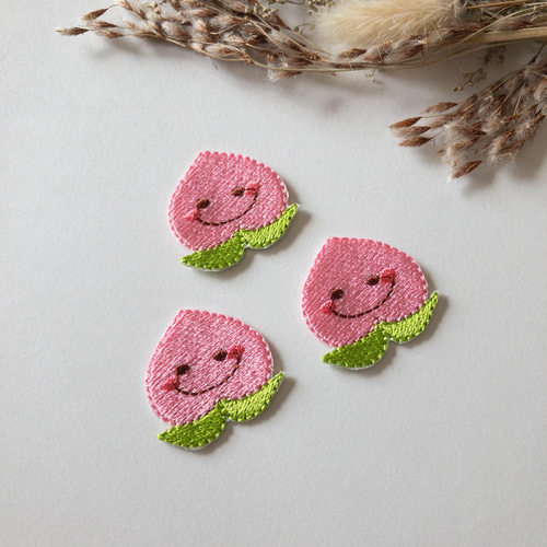 もも ワッペン 3枚入り その他入園グッズ デコリエ工房 通販 15515339