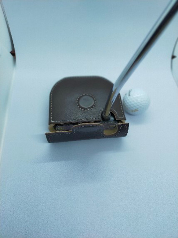 #ゴルフ　ネオマレット型パターヘットカバー（レザークラフト）マグネット開閉式　右利き用 8枚目の画像