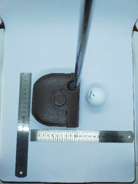 #ゴルフ　ネオマレット型パターヘットカバー（レザークラフト）マグネット開閉式　右利き用 2枚目の画像