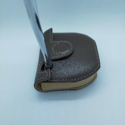 #ゴルフ　ネオマレット型パターヘットカバー（レザークラフト）マグネット開閉式　右利き用 5枚目の画像
