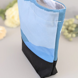 ❉アートな柄の帆布の上履き袋(24×29)❉（青B) (裏地なし、しっかりロックミシン仕上げ) 4枚目の画像
