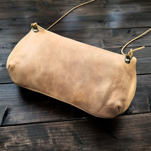 栃木レザーで作ったヌメ革のショルダーバッグ】 牛革 レザー 本革