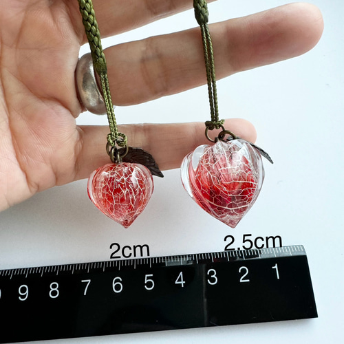 ≪321 レッド≫レジンピアス 500円 ≪321 レッド≫レジンピアス 500円 レジンピアス - アクセサリー