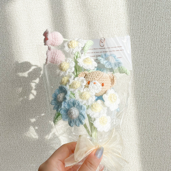 淡色のお花達とクマさんの編み物ブーケ アートフラワー sui-sui