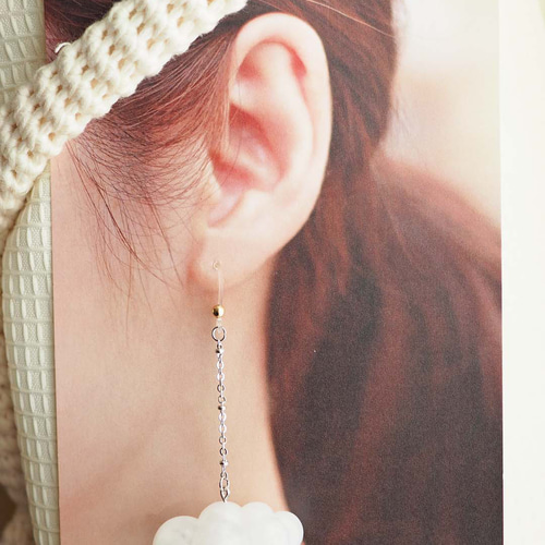 大きなマーブル雲ビーズのピアス ピアス（フック・チェーン） wako