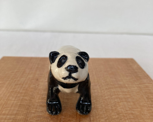 LLADRO パンダ 置物 陶器製　高級　ブランド　人気 楽天市場】リヤドロ リトル パンダ 3 A Cheerful Panda 01008358