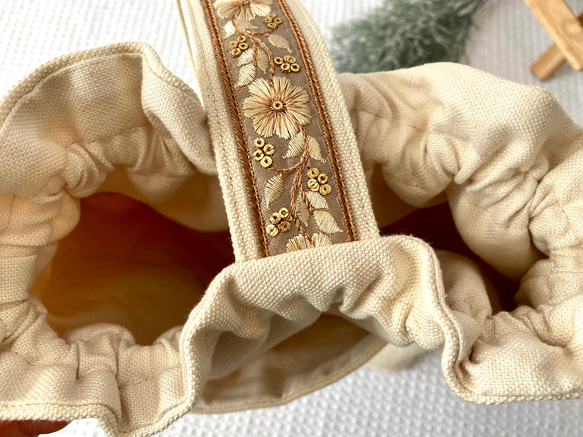 インド刺繍リボン＊巾着フリルバック 4枚目の画像