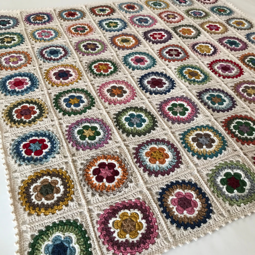 モチーフつなぎのブランケット☆ハンドメイド