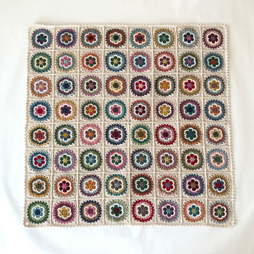 ウールのブランケット 74×75 (モチーフつなぎ・くさり編み花 ウールのブランケット 74×75 (モチーフつなぎ・くさり編み花