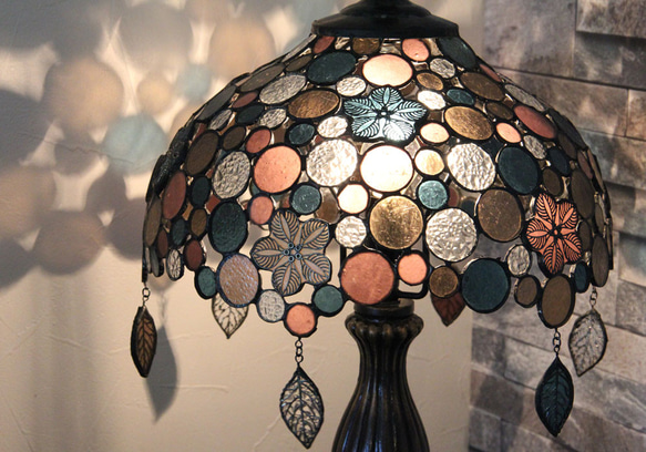 ステンドグラスのランプ『アラジン』 ご了承ください