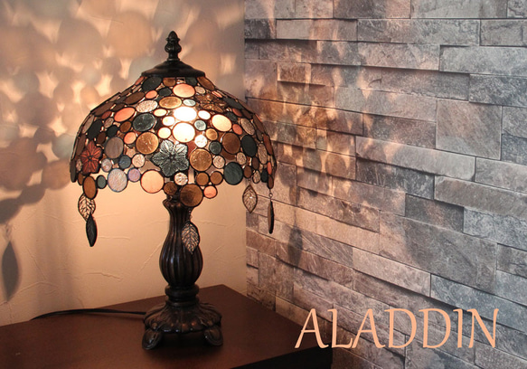 ステンドグラスのランプ『アラジン』 ご了承ください
