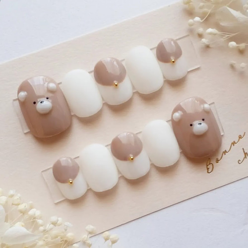 サイズオーダー】シンプルなほっこりくまさんネイルチップ