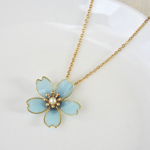 一輪の桜ネックレス カラフル SAKURA / Cherry blossom