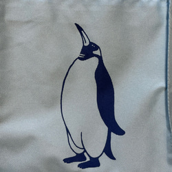 ペンギン柄タブレットケース 3枚目の画像