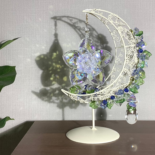 サクラメントの水晶結界オーナメント 三日月の花畑 サン