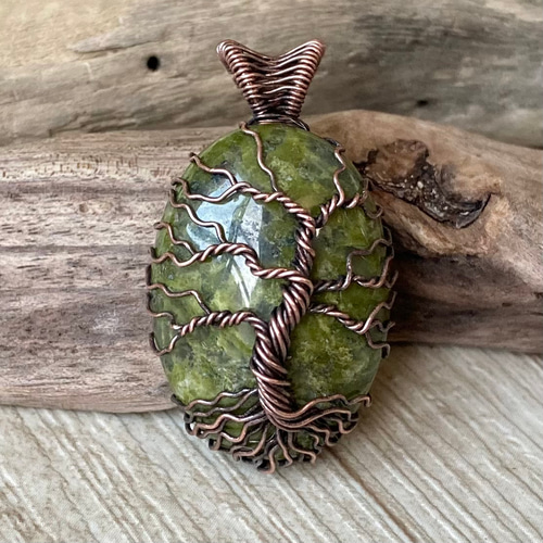 ユナカイトペンダントユナカイトネックレス