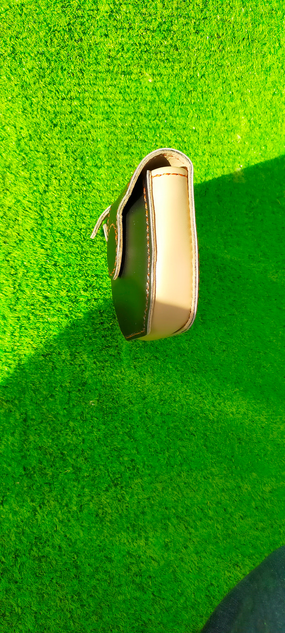 #ゴルフ　ネオマレット型パターヘットカバー（レザークラフト）マグネット開閉式　右利き用 4枚目の画像