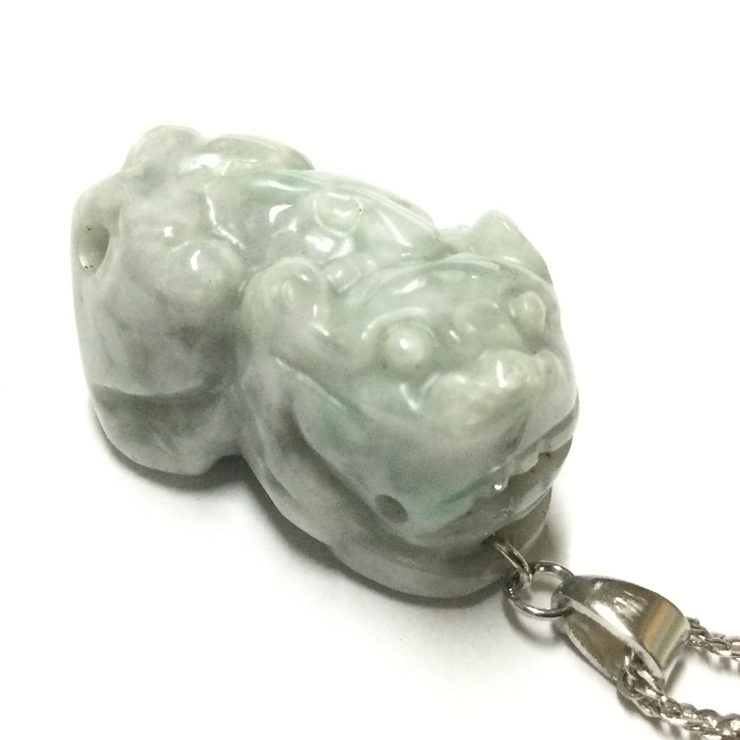 一点物☆財.運・厄.除けの瑞獣 ヒーリングストーン 天然石 翡翠(ジェダイト)『貔貅』ネックレス ①