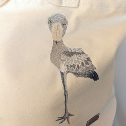 ハシビロコウの刺繍ショルダートートバッグ 3枚目の画像