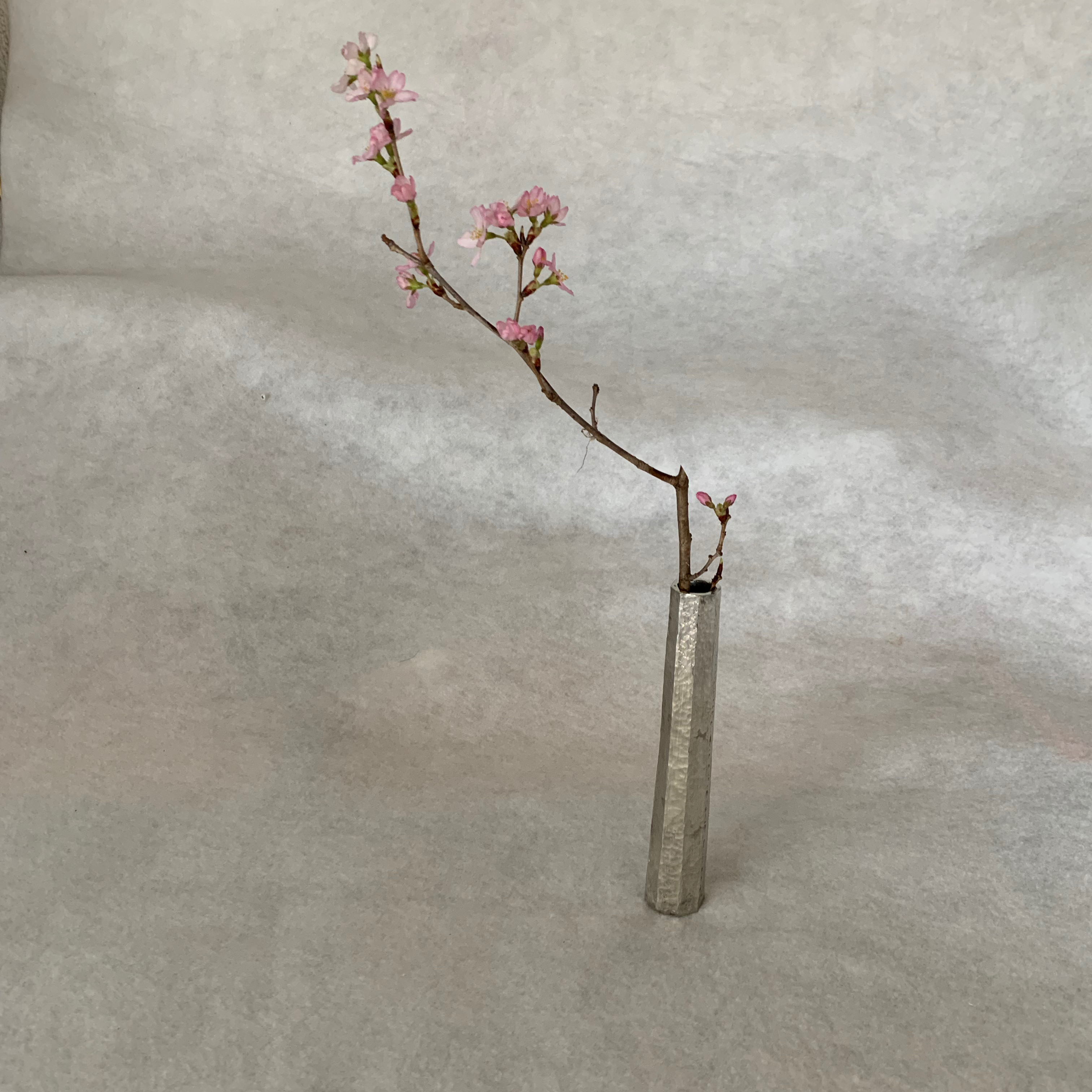 錫製　一輪挿し　八角柱