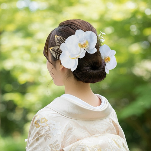 凛と咲く胡蝶蘭の髪飾り① 結婚式 成人式 胡蝶蘭 和装 振袖 卒業
