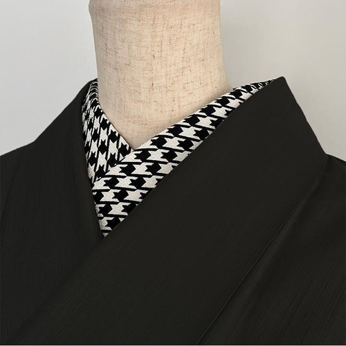 半衿 ちりめん モノトーンの千鳥格子 半衿 縮緬 半襟 白 黒 和装小物