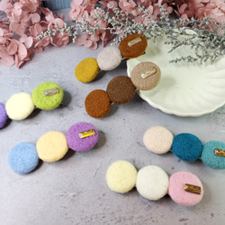 ムードポップスタイルの水玉模様ウールフェルトヘアピン 2枚目の画像