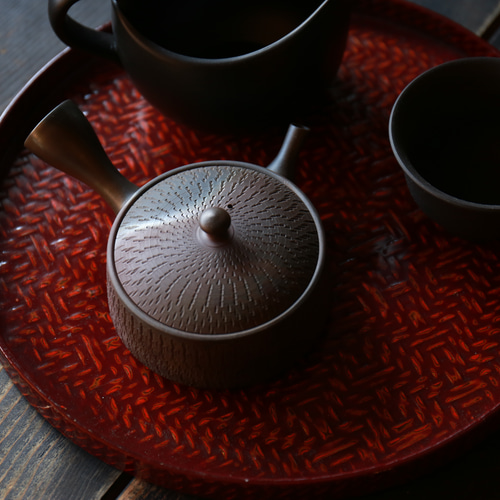 煎茶が美味しく飲める平型急須【愛知県常滑産】玉光窯さんの 煎茶が美味しく飲める平型急須【愛知県常滑産】玉光窯さんの